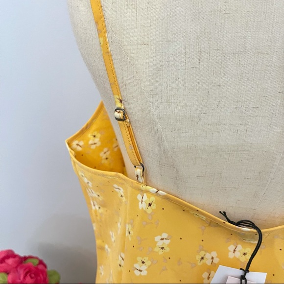 # Cute Matching Satin Top & Side Slit Skirt Set By MAUBY - Picture 9 of 15